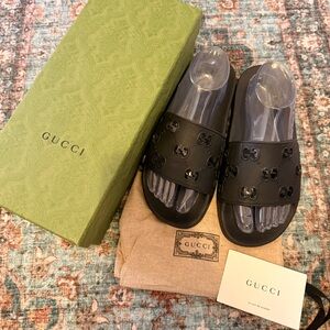 Gucci GG Logo Black Rubber Slide Sandals Women’s Shoes EU 39 US 8.5